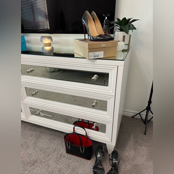 Meet your Posher, Lyndsie - Picture 5 of 7